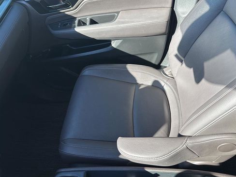 Used 2023 Honda Odyssey Touring image 7