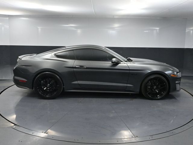 Used 2018 Ford Mustang GT RWD image 3