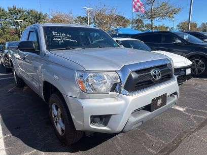 Used 2012 Toyota Tacoma 2WD Access Cab w/ SR5 Pkg