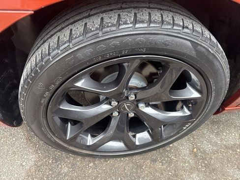 Used 2021 Chrysler 300 Touring w/ Sport Appearance Package image 11