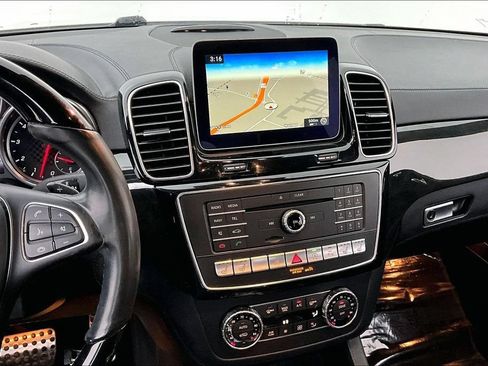 Used 2018 Mercedes-Benz GLE 43 AMG 4MATIC image 7