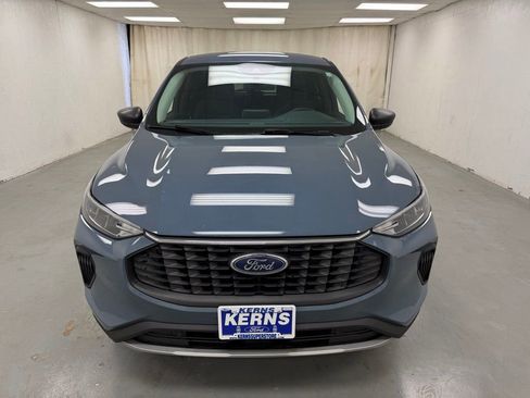 Used 2023 Ford Escape Active AWD/4WD image 8