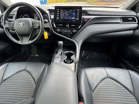 Certified 2023 Toyota Camry SE image 11