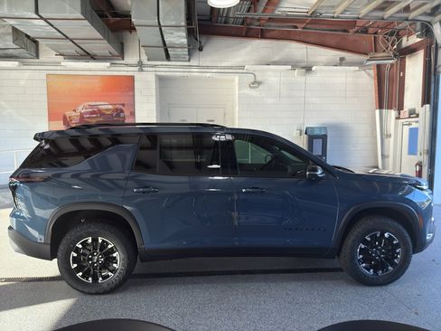 New 2026 Chevrolet Traverse Z71 w/ Enhanced Driving Package image 10