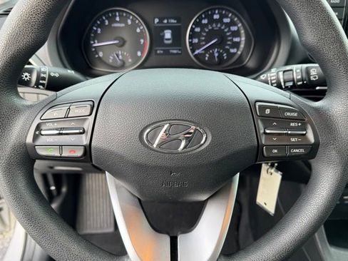 Used 2018 Hyundai Elantra GT image 21