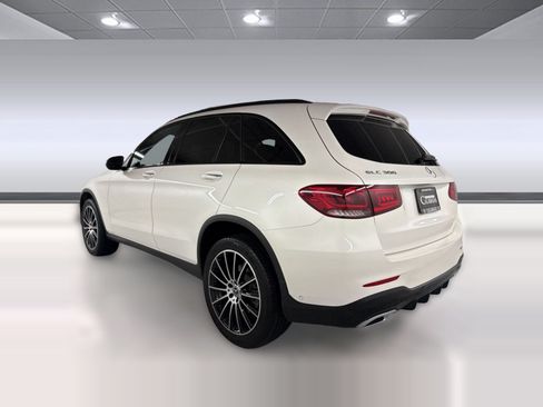 Used 2022 Mercedes-Benz GLC 300 image 3