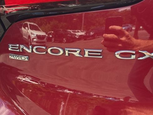 Used 2021 Buick Encore GX Select AWD/4WD image 9