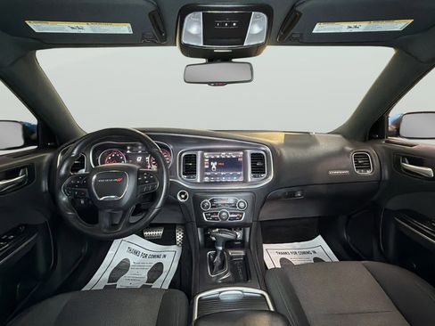 Used 2018 Dodge Charger R/T Scat Pack RWD image 31