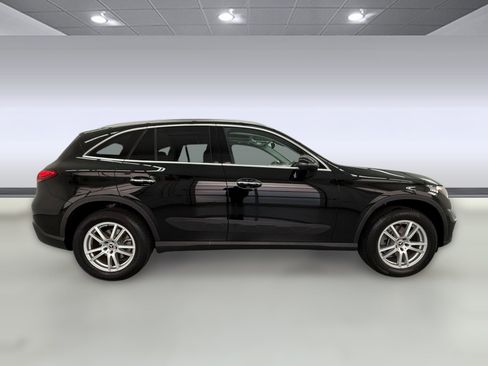 Used 2023 Mercedes-Benz GLC 300 4MATIC image 7