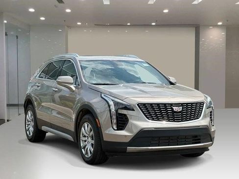 Certified 2023 Cadillac XT4 Premium Luxury AWD/4WD image 6