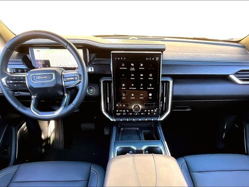 Used 2024 GMC Acadia Elevation w/ Black Edition image 15