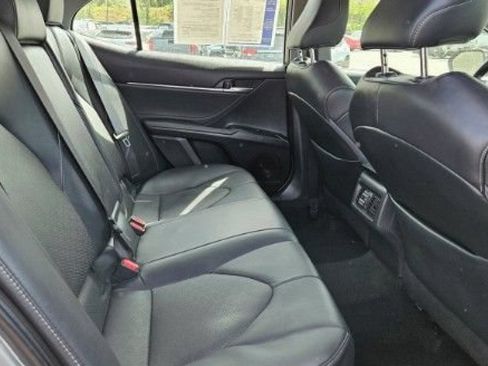 Used 2018 Toyota Camry XSE w/ Driver Assist Package FWD image 15