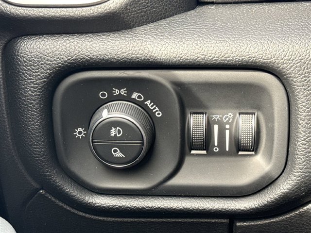 Used 2019 RAM 1500 Big Horn AWD/4WD image 21