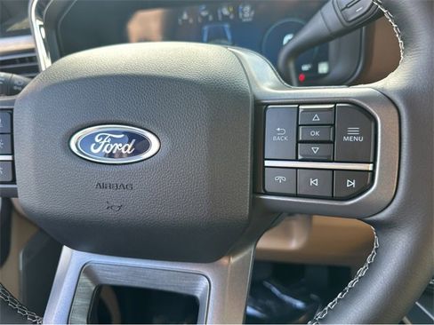 New 2026 Ford F250 Lariat w/ Lariat Ultimate Package image 25