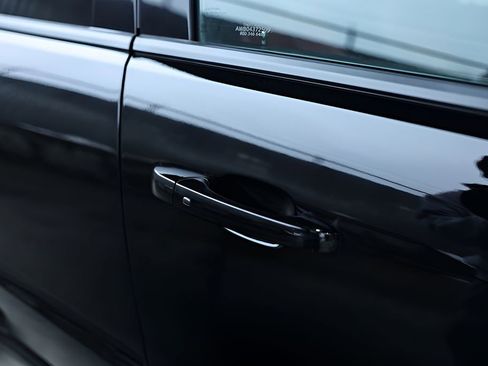 Used 2023 Dodge Durango SRT image 13