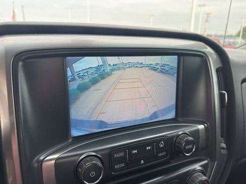 Used 2018 Chevrolet Silverado 2500 LT AWD/4WD image 10