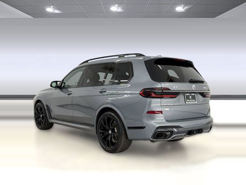 Used 2023 BMW X7 M60i w/ Executive Package AWD/4WD image 3