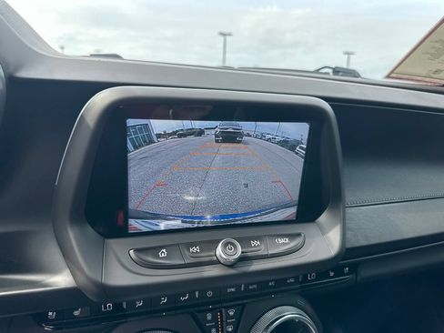 Used 2018 Chevrolet Camaro LT RWD image 16