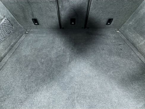 Used 2020 Porsche Cayenne image 33