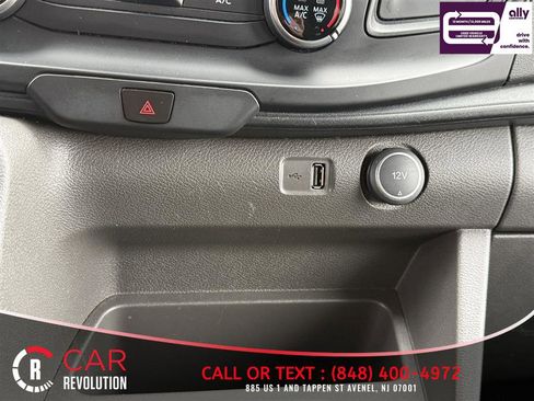 Used 2021 Ford Transit 350 XLT image 25