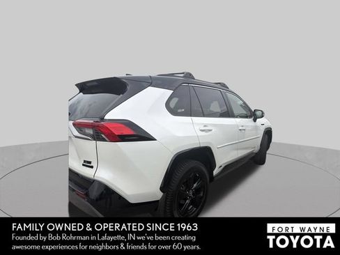 Used 2019 Toyota RAV4 XSE AWD/4WD image 5