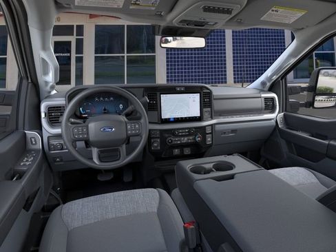 New 2026 Ford F250 XLT w/ XLT Premium Package AWD/4WD image 10