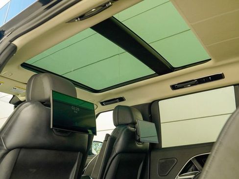 Used 2023 Land Rover Range Rover Long Wheelbase Autobiography image 61