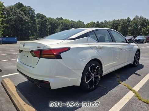 Used 2024 Nissan Altima 2.5 SR FWD image 5