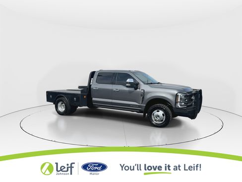 Used 2024 Ford F350 Lariat w/ Lariat Ultimate Package image 2