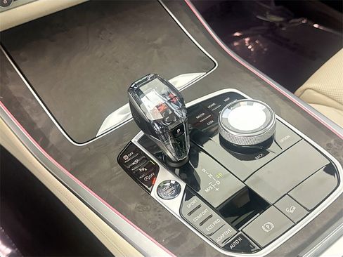 Used 2020 BMW X5 xDrive40i w/ M Sport Package image 16