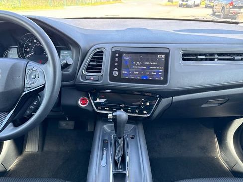 Used 2022 Honda HR-V EX image 25