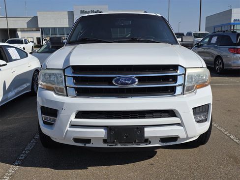 Used 2016 Ford Expedition EL XLT image 2