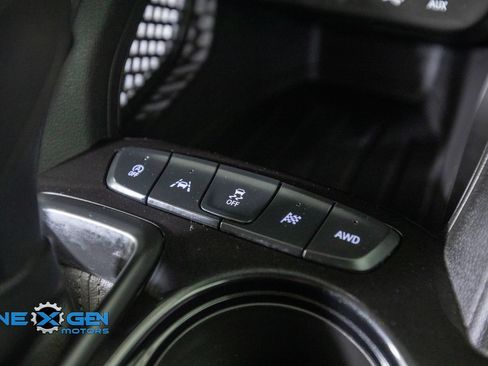 Used 2023 Chevrolet TrailBlazer LT w/ Convenience Package AWD/4WD image 22