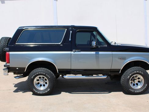 Used 1993 Ford Bronco AWD/4WD image 5