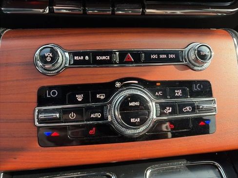 Used 2020 Lincoln Aviator Reserve w/ Class IV Trailer Tow Package image 23