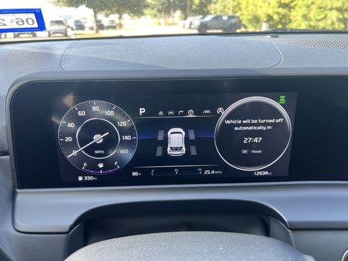 Used 2024 Kia Seltos EX AWD/4WD image 18