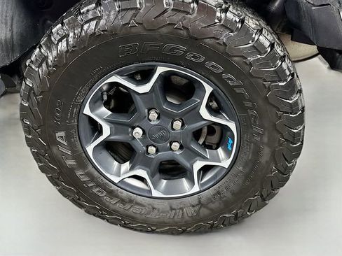 Used 2023 Jeep Wrangler Unlimited Rubicon 4xe w/ Cold Weather Group image 28