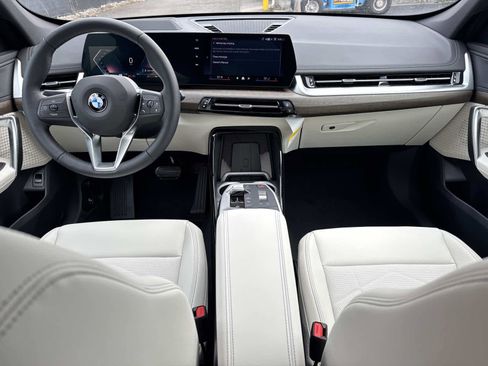 New 2026 BMW X1 xDrive28i w/ Technology Package image 16
