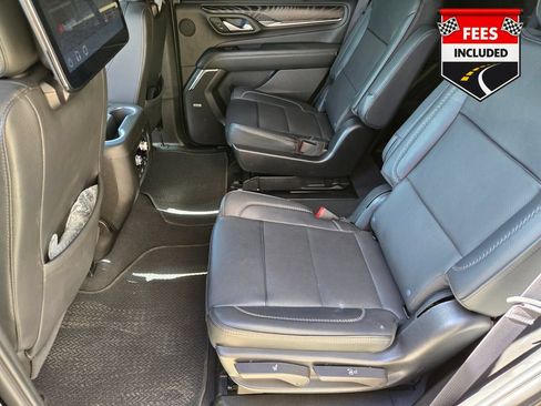 Used 2023 GMC Yukon Denali w/ Denali Reserve Package AWD/4WD image 8