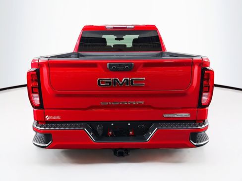 Used 2022 GMC Sierra 1500 Elevation w/ LPO, Elevation Black Package image 7