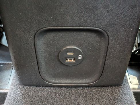 Used 2021 Ford Escape SE FWD image 15