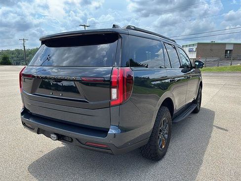 Certified 2025 Ford Expedition Tremor AWD/4WD image 4