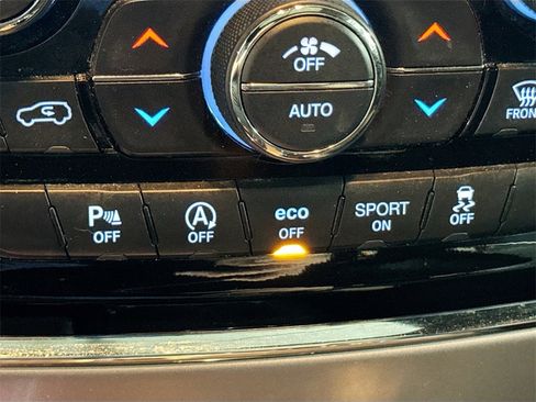 Used 2019 Jeep Grand Cherokee Altitude image 19