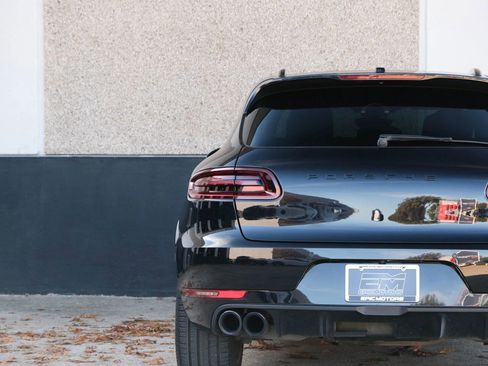 Used 2017 Porsche Macan GTS w/ Premium Package Plus image 17