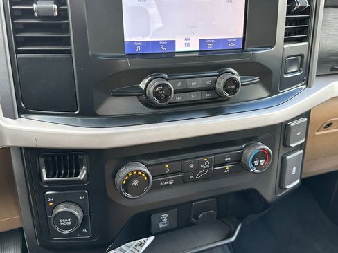 Used 2023 Ford F150 XLT AWD/4WD image 30