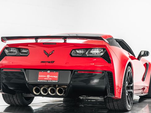 Used 2019 Chevrolet Corvette ZR1 RWD image 9