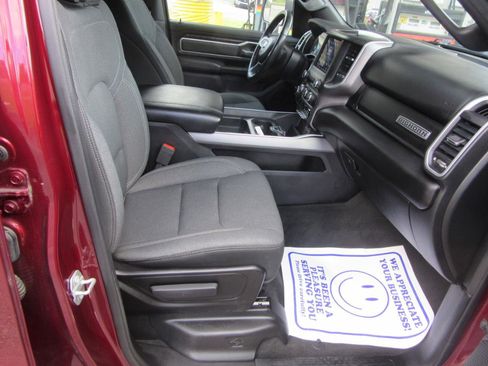 Used 2021 RAM 1500 Big Horn AWD/4WD image 12