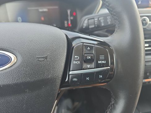 Used 2023 Ford Escape Active AWD/4WD image 27