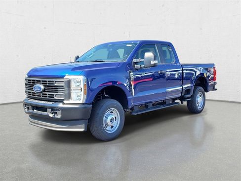 New 2026 Ford F250 XL image 4