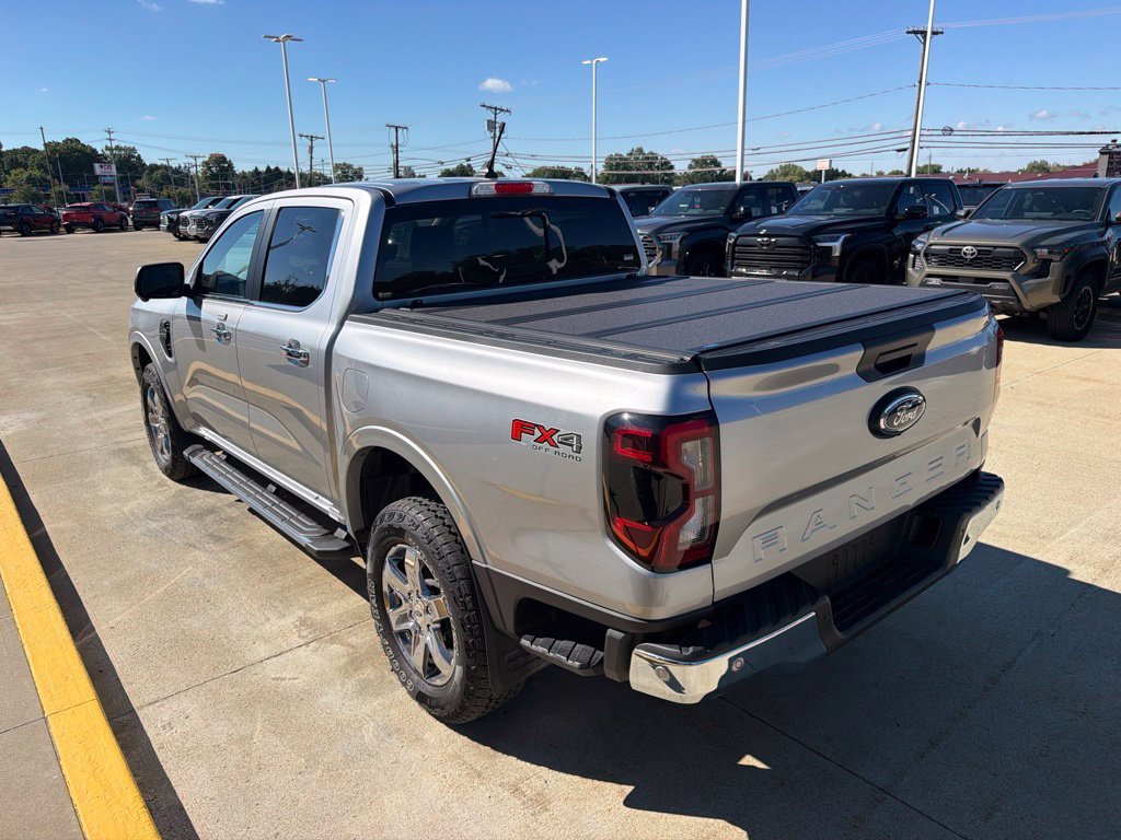 Used 2024 Ford Ranger Lariat w/ FX4 Off-Road Package AWD/4WD image 7
